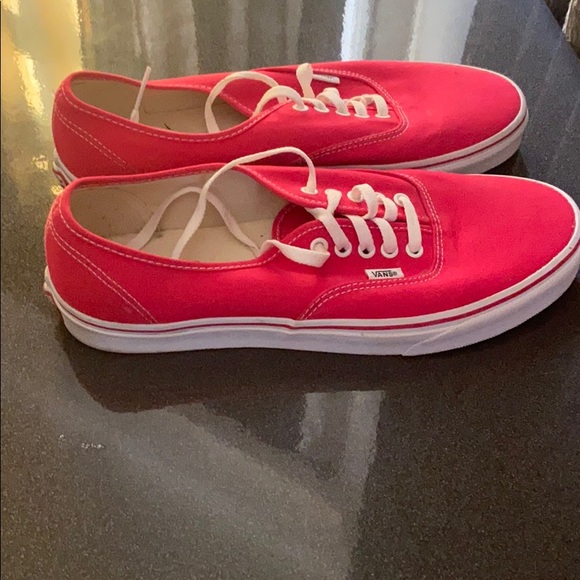 Vans - Picture 2 of 3